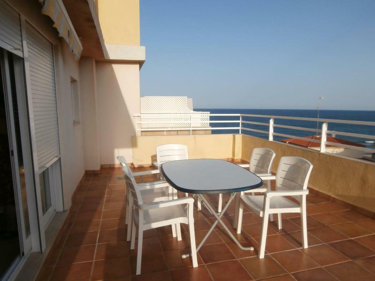 Precioso Atico Con Aire Acondicionado Y Piscina Apartman Peñíscola Kültér fotó
